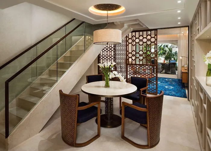Pool Duplex King Suite